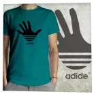 Adide fekete