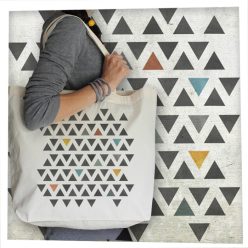 Színes háromszögek