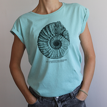 ÚJ CSODÁS NŐI SZABÁS AZ INDIGÓNÁL!